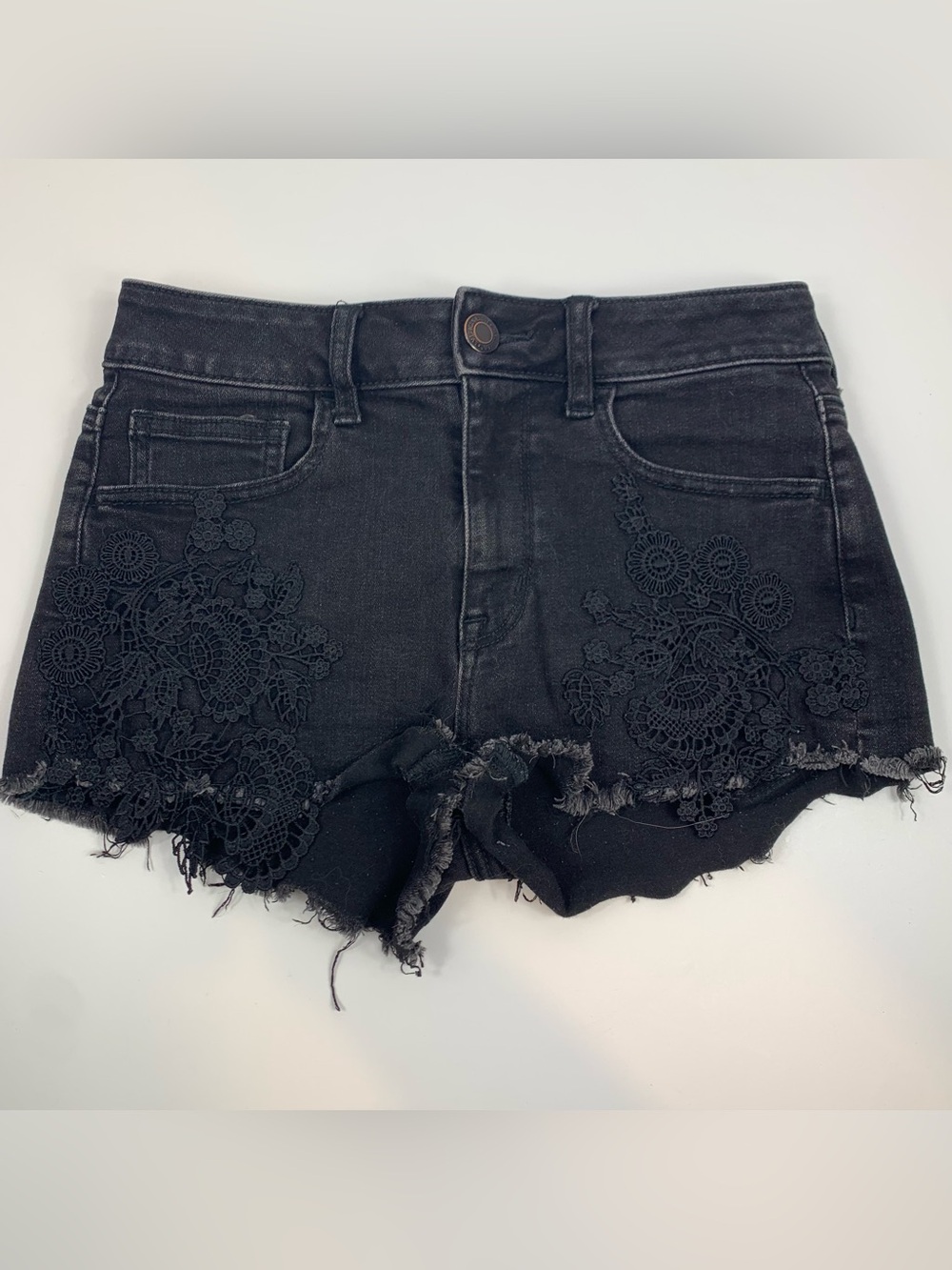 American Eagle Women's Super Stretch Hi-Rise Shortie Black Lace Size 4 Shorts